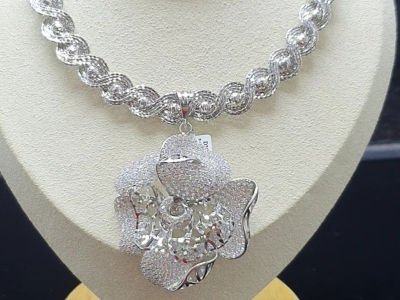 Tiệm vàng quốc bảo