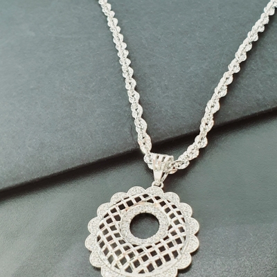 Mặt Dây Chuyền Kiểu