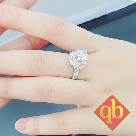 Nhẫn Đính Đá Trắng
