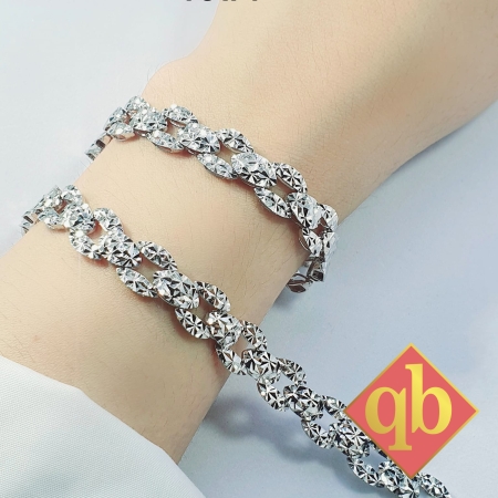 Lắc Tay tiệm vàng quốc bảo
