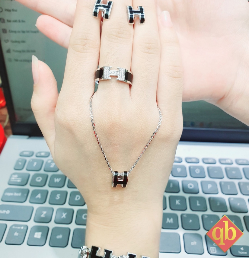 Bộ Vàng Trắng Chữ H